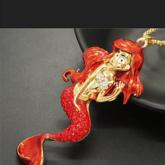 NWT Betsey Johnson Crystal Little Mermaid Pendant